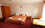 Motel Cernica Comarnica - cazare camera tripla